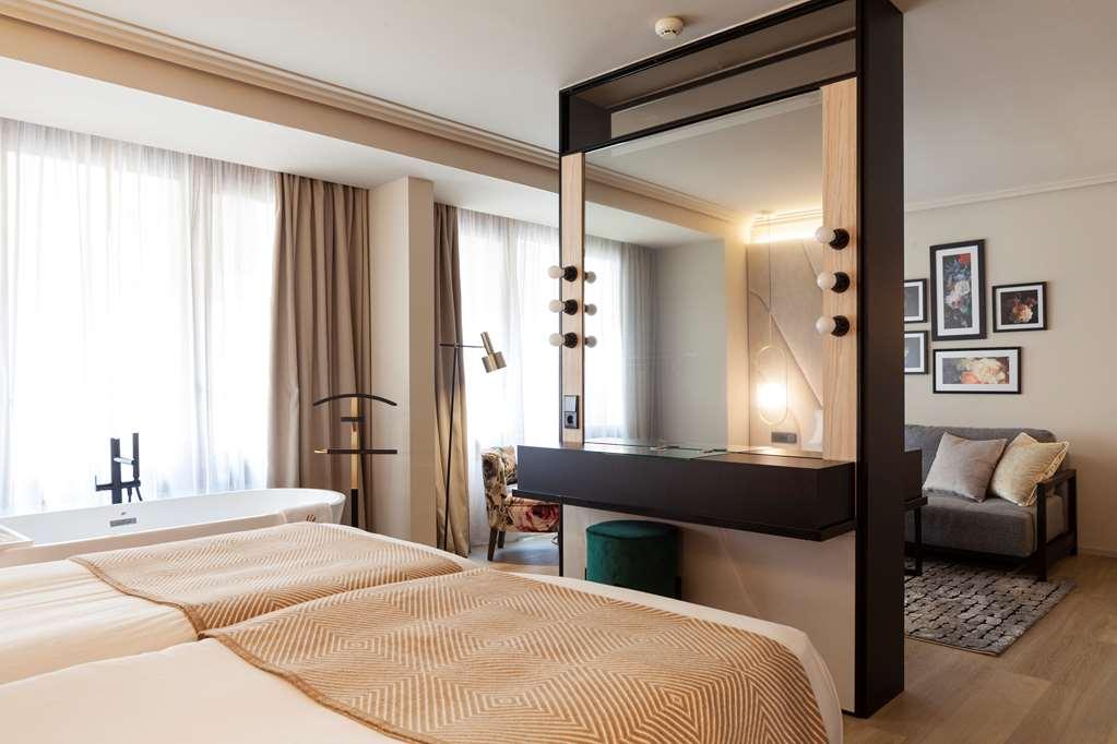 Nivia Born Boutique Hotel Palma de Mallorca Ruang foto